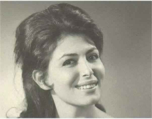  هي ماجدة محمد كامل الخطيب، ووُلدت في 2 أكتوبر 1943.