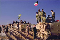   بعد احتلال العراق للكويت بفترة قصيرة، بدأ الرئيس الأمريكي جورج بوش الأب بإرسال القوات الأمريكية إلى السعودية 
