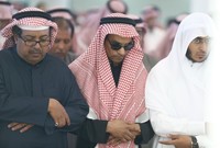 أقيمت صلاة الجنازة على جثمان الراحل في مسجد "الجوهرة البابطين" بحي الياسمين في الرياض.