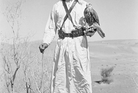 الصور تم التقاطها بين ديسمبر عام 1948 ويناير عام 1949 حيث كان الشيخ زايد ممثلًا لحاكم أبو ظبي في منطقة العين ولم يكن قد تولى حكم الإمارة بعد 