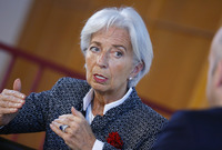 تتولى الفرنسية كريستين منصب المدير العام لصندوق النقد الدولي منذ عام 2011 ، كما تقلدت منصب وزير المالية الفرنسية بين أعوام 2007 - 2011
