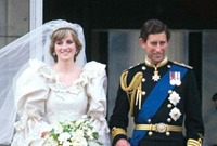 تزوج الأمير تشارلز مرتين، الأولى كانت من الأميرة ديانا عام من 1981 وحتى عام 1996