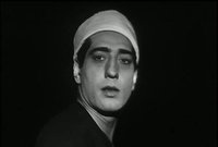ولد في 7 ديسمبر عام 1933 بمدينة دسوق بمحافظة كفر الشيخ، عمل بالمسرح المصري في الستينات وأصبح أحد أكبر نجوم الفن وتنوعت أدواره ما بين المسرح والسينما والدراما والإخراج.