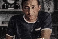ولد في حي السيدة زينب، في 28 نوفمبر عام 1943، والده هو يحيى الحرية إمام، حارس مرمى نادي الزمالك ومنتخب مصر في أول كأس عالم صعدت إليه مصر عام 1930
