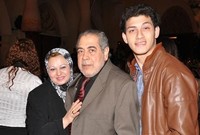 مع ابنه عبد المنعم