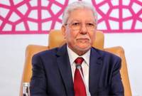 كما سبقه إعلان الأمين العام للاتحاد الطيب البكوش، في نهاية العام الماضي، أنه راسل وزراء خارجية الدول الأعضاء، من أجل عقد اجتماع تحضيري في تونس، تمهيدا لعقد القمة السابعة لقادة الدول المغاربية.


